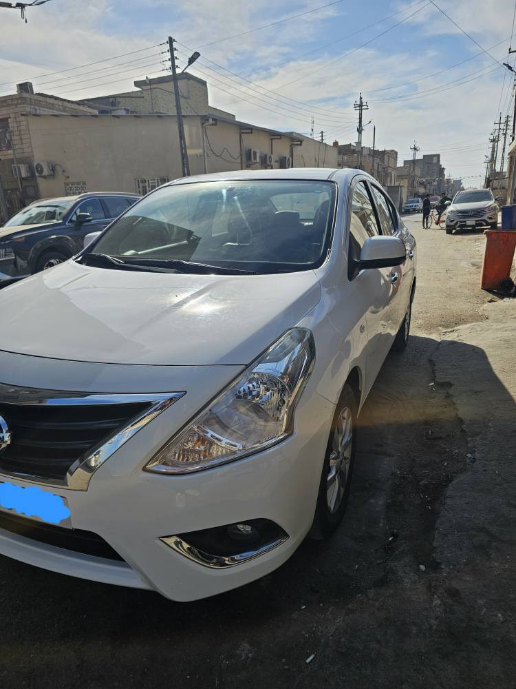 نيسان سني مصري موديل 2022 رقم اربيل ماشيه 43الف  السياره بحالة الوكاله بيها بارد قليل بالجاملغ الأمامي الأيسر فقط 
. تحكم ستيرن جام كهرباء شاشه كامرا كشنات جلد بلاد السياره جاهزه 
السعر 118 وبيها مجال قليل 
للإستفسار *********** البصرة, العراق
