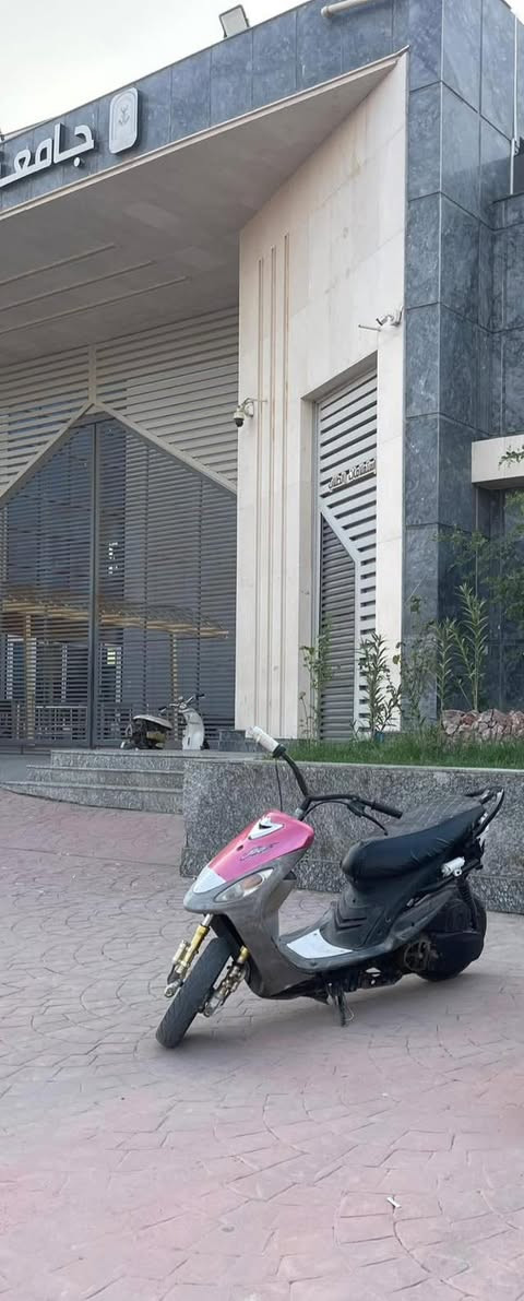 سلام عليكم دراجة ماكس منغولي ولفات بس البيع المكان ناصرية مركز السعر 450وبيها مجال الرقم ***********غراض كامله
