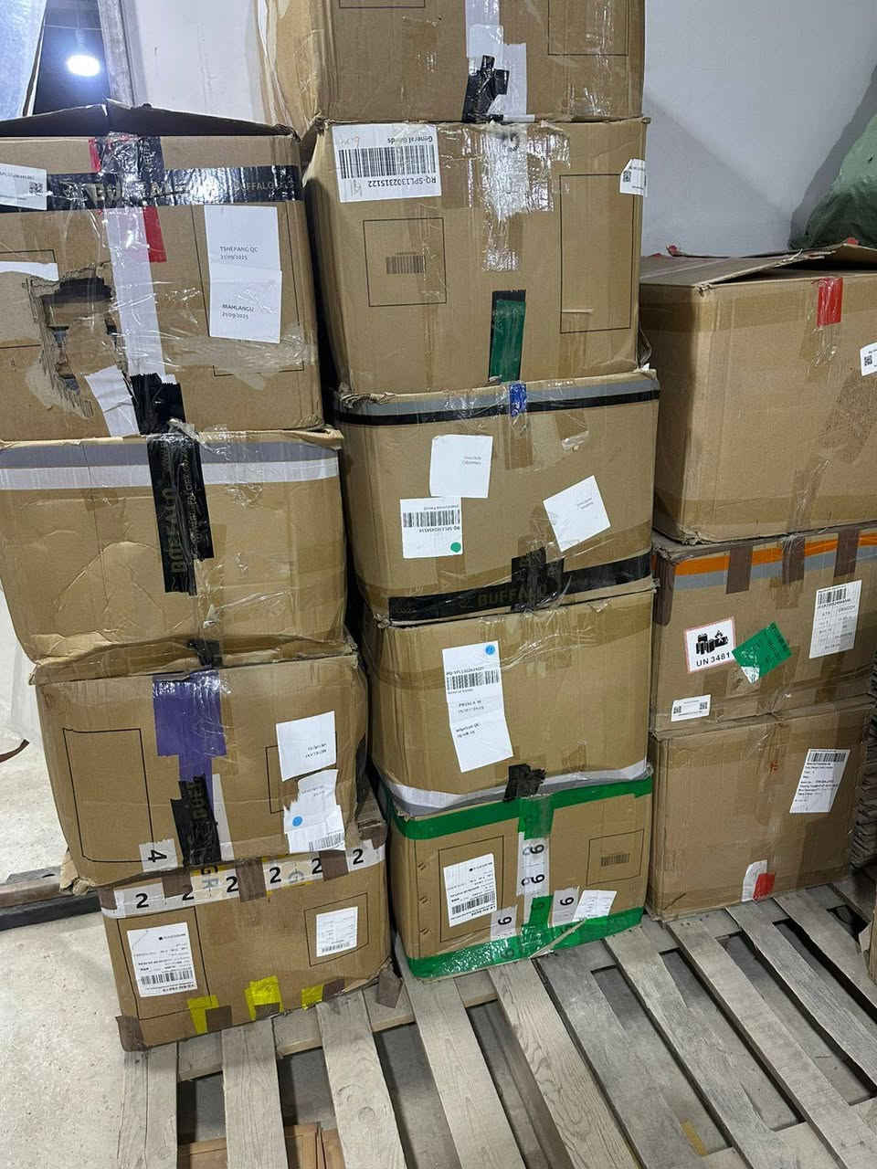 السلام عليكم شباب بضاعه أوربيه ميكس
الاغلب ملابس 70  بل 100 

خاليه  من الحديد كلها  اكثرها ملابس ونواعم 

ابيعها شلعه 
الكيلو ب 3 ونص 
مكاني بغداد 
رقمي ***********
