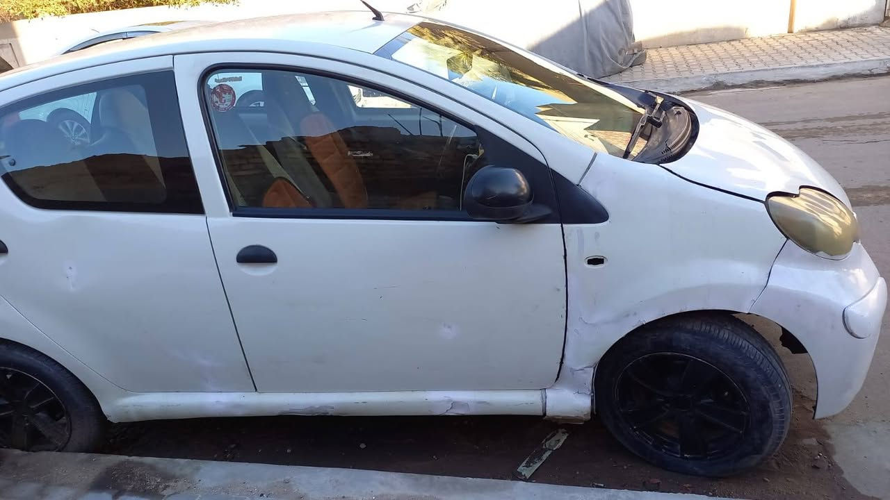 مكلف بالنشر سيارة ByD كما موضح بالصور  للمزيد الاتصال على الأرقام التالية
***********
***********
