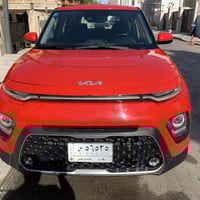 كيا سول موديل 2022 وارد كندي ماشية 28500 كيلو حادث جاملغ فقط ومبدل نفس...