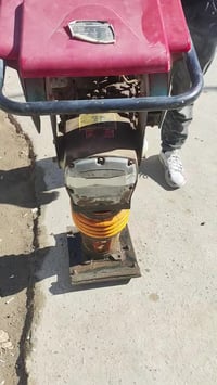 البيع قفاز نظيف كاز حجم كبير شغال وعلى الفحص سعر تواصل على 07821391131...