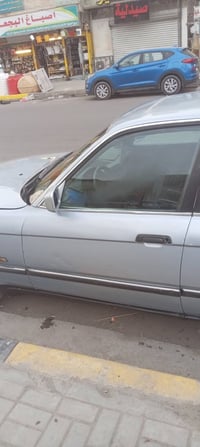 سيارة بي ام دبليو موديل ٩٣ للبيع السعر ٥٠ ورقة وبيه مجال المكان مدينة ...