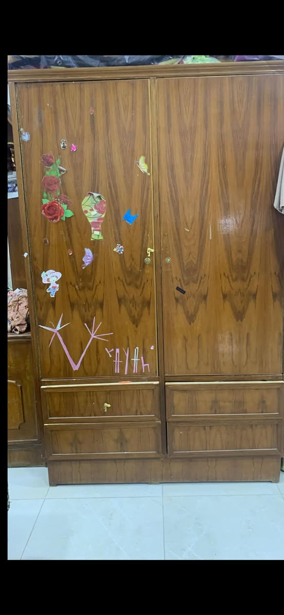 السلام عليكم كنتور بابين صاج مع ميز مراية للبيع السعر ٢٠٠ مع مجال


**إذا كنت صاحب هذا الإعلان وتريد حذفه لأي سبب، رجاءا أرسل رسالة إلى الدعم الفني**