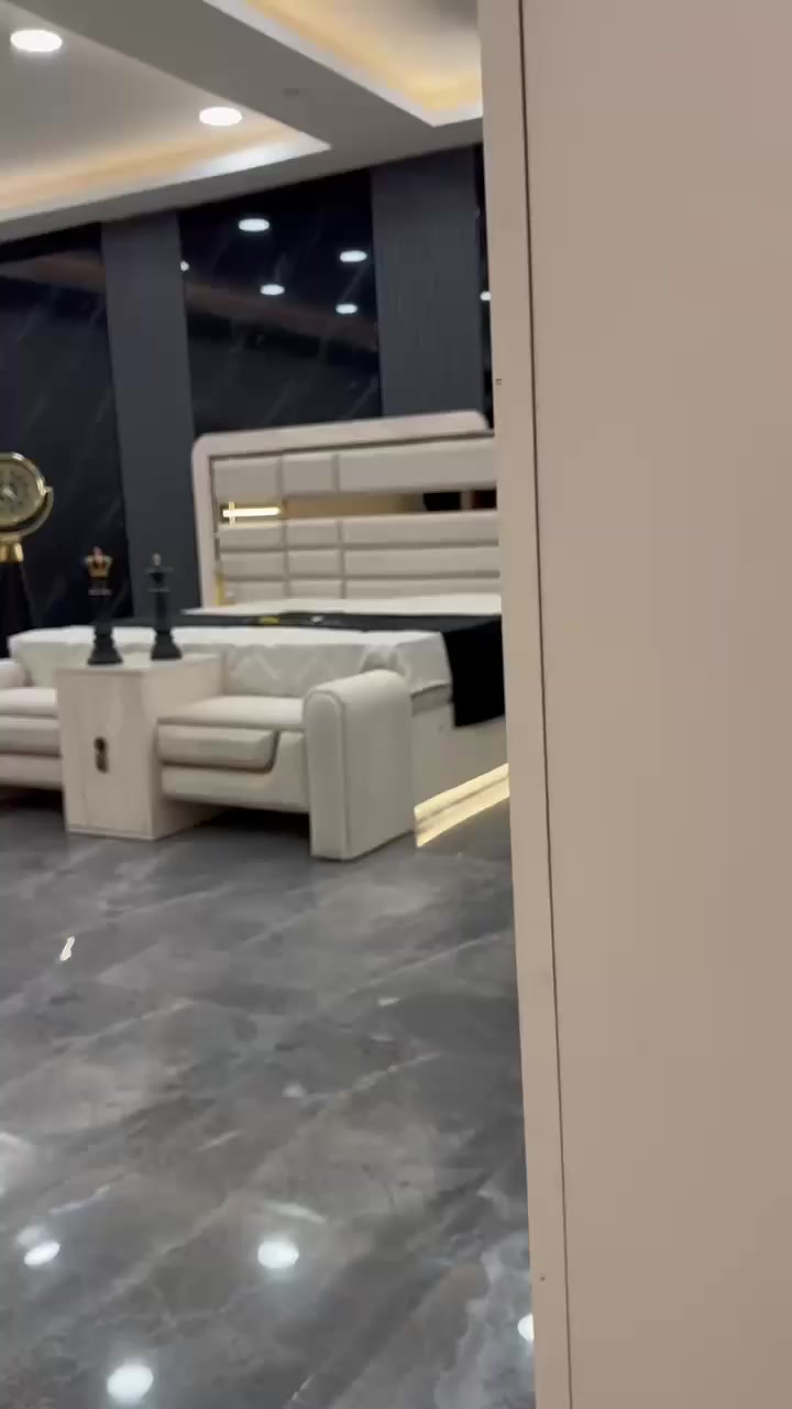 *موديل   الاجا       المودرن*
*10 قطع              كنتور ملحق 335*

*1- ضهر بلوك*

*2- برغي وچوي حديد*
  
*سرير  مخزن*

*5- شغل درجه اولى*

*السعر🔥 ( مليونين،،، السعر ثابت  )بالعراقي*


**إذا كنت صاحب هذا الإعلان وتريد حذفه لأي سبب، رجاءا أرسل رسالة إلى الدعم الفني**