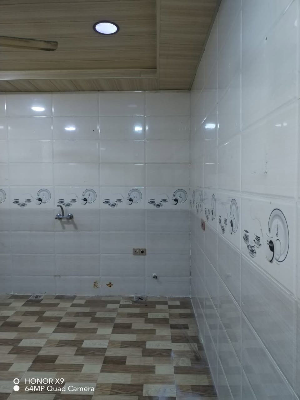 دار اجار 100م بيت صفر 
الموقع القادسيه الثانيه شارع ابو وليد استفسار اتصال على واتساب 
***********
***********
