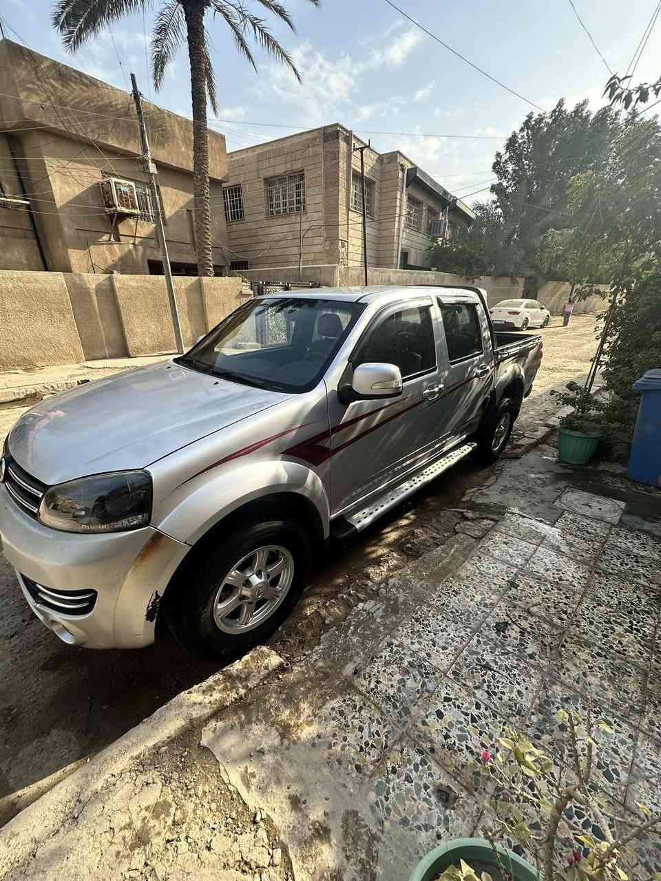 السلام عليكم بيكب كريت وول 2019 للبيع ماشيه 140 الف بدون صبغ وعلى وضع الشركه وعارضها 110 واي استفسار اني حاضر مكانه ورقمها بغداد وللاتصال ***********
