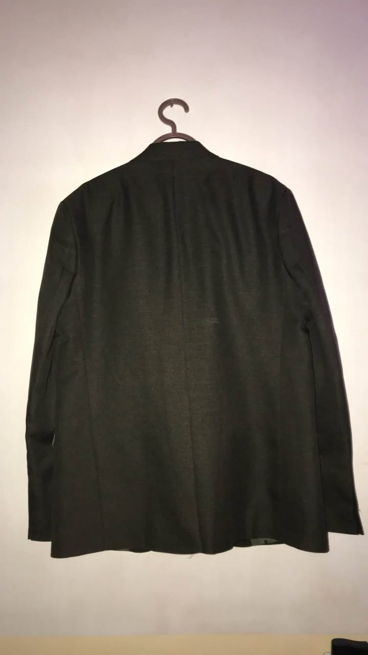 ‎قاتی مارکەی ڕۆمای ئیتاڵی Efendi 

‎لە ٢ پارچە پێک هاتوە(پانتۆڵ،هێلەک،چاکەت)

‎قوماشێکی سافی کوالێی بەرزی هەیە و لە ناوخۆی ئیتاڵیا کڕاوە

‎سێ گیرفانی هەیە

‎گیرفانێکی دیکەی هەیە لای یەخەکەیداh

‎گرەنتی مانگێکی لەگەڵدایە

‎نرخی (60)هەزارە🔒

‎هەموو قیاسێک بەردەستە

‎گەیاندن هەیە بۆ هەموو شار و شارۆچکەیەک🚚🚘📦
‎گەیاندن بۆ ناو سلێمانی ٣٠٠٠
‎گەیاندن بۆ شارەکانی کوردستان ٤٥٠٠
‎گەیاندن بۆ بەغداد ٦٠٠٠
‎گەیاندن بۆ شارەکانی ئێراق ٨٠٠٠ السليمانية, العراق


**إذا كنت صاحب هذا الإعلان وتريد حذفه لأي سبب، رجاءا أرسل رسالة إلى الدعم الفني**