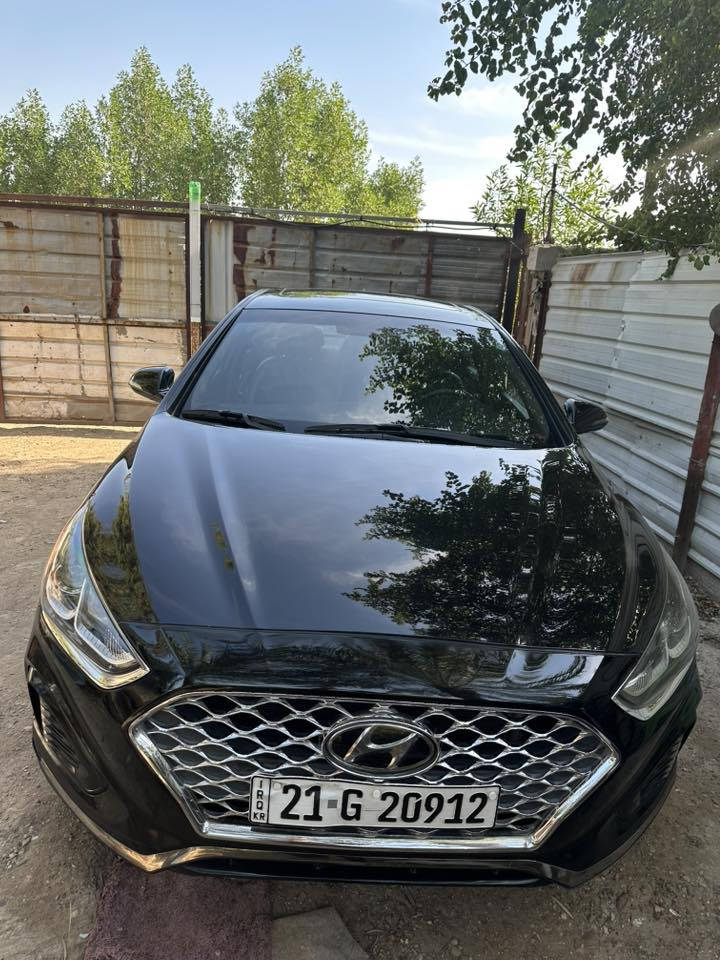 سوناتا 2018
فول مواصفات sport فتحه بصمه كشنات جلد استيرن حرف Dشفتات 
الحادث جاملغ امامي جهت السايق فقط بدون ايرباك بدون شاصي بدون لغد وبيها بارد بالهلال مال الجاملغ الخلف 
السعر 127 ورقه وبي مجال 
مكان السياره بغداد 
للاستفسار الاتصال على الرقم ‭0780 862 9704‬
