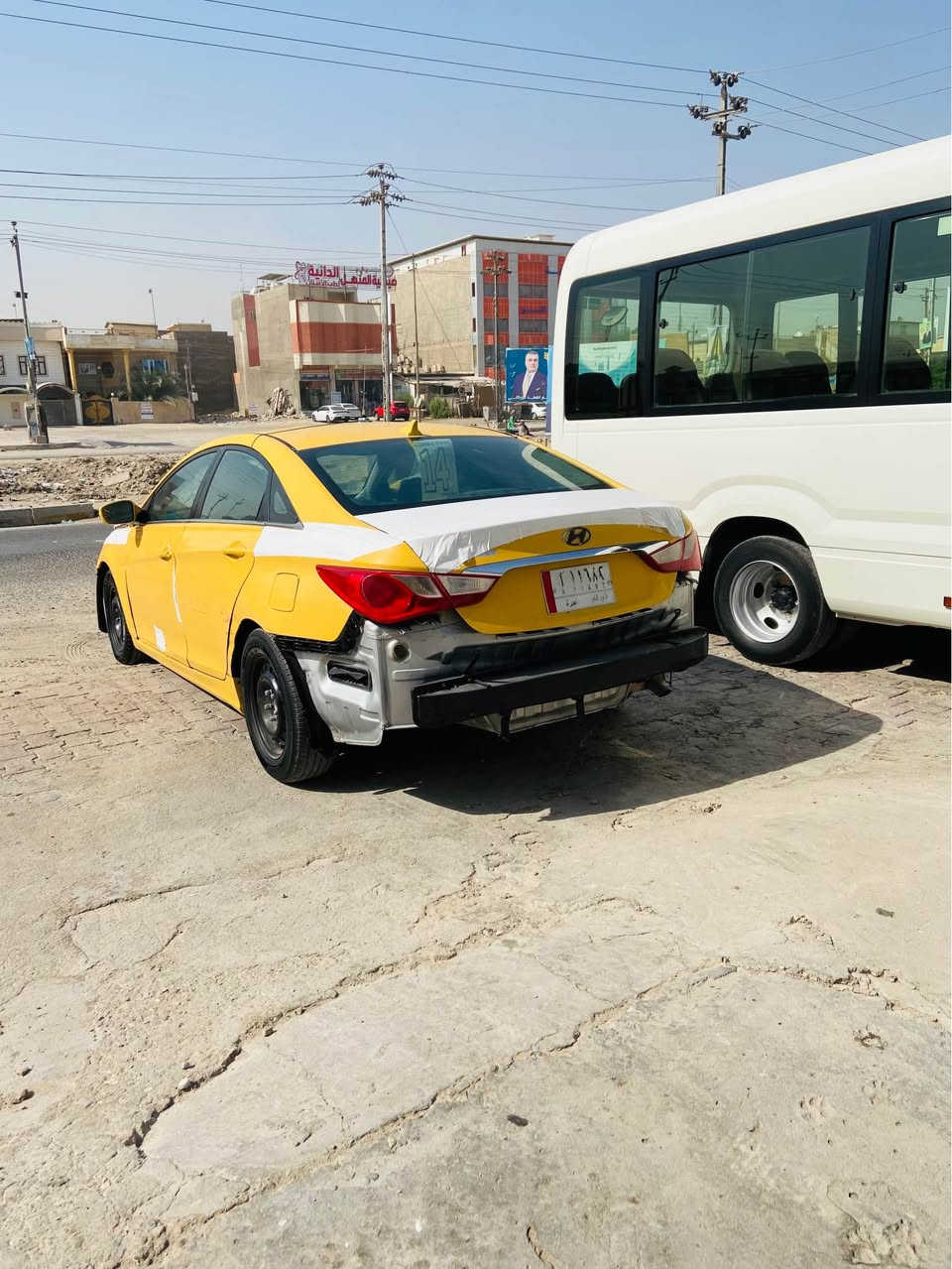 سلام عليكم للبيع سوناتا موديل 2011وارد امريكي حادث جاملغ وبنيد الباقي مكفول  سياره جاهزة  ما بيه اي نقص   مكينه وكير وحداده وتبريد السعر 70 وبيه مجال حك جيه   عنوان بصره دور  المحاربين للاستفسار *********** البصرة, العراق
