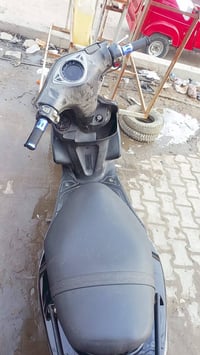 للبيع  07738353681 السعر 400