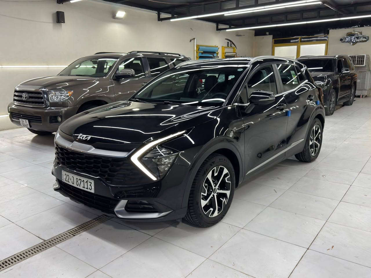 كيا سبورتج خليجي ٢٠٢٤ مكفوله من الصبغ والبارد والتبديل رقم اربيل تحويل او وكاله اني حاضر نص فول السياره بصمه تشغيل عن بعد اشاير بالمري اناره ترحيب باليدات مري شفط محرك ٢٠٠٠ دوش حساسات رادار جانبي وخلفي نقطه عمياء اناره زنون قطعتين تبريد كشن مخمل مغلف جلد بر ده خلفيه لد نهاري وباقي المواصفات السعر (٢١٠$) يعني شدتين وعشره وبيها مجال بسيط للشراي يتصل على الارقام ***********او ***********اخوكم ابو ياسر
