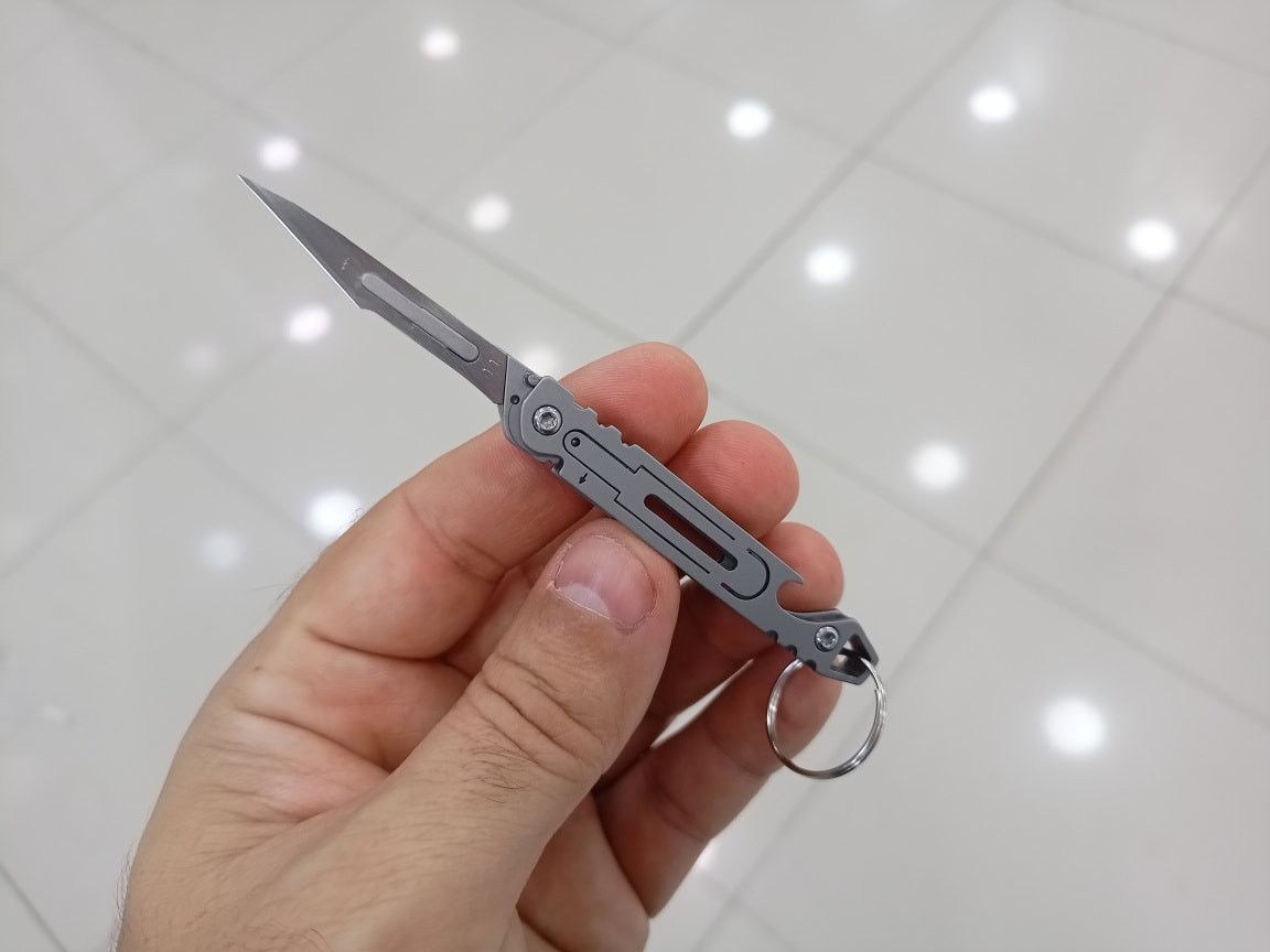 كود 24472
كتر موس حجم صغيرة (عمليات) تجي معاه 10 موس احتياط كوالتي ممتازة.
سعر: 6 الف 

للاستفسار راسلنا على ماسنجر أو واتس اب 
***********
***********
متوفر توصيل لكافة العراق 5 آلاف
