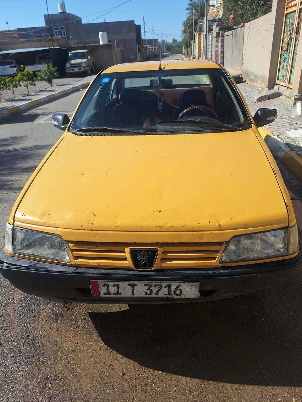 بيجو روى موديل 9 
سياره مرتبه وجاهزه كير مكينه اكسل مكفولة رقم نكليزي بغداد عارضه 20 وبيه مجال مكاني واسط الحي الاستفسار ‏‪***********‬‏
