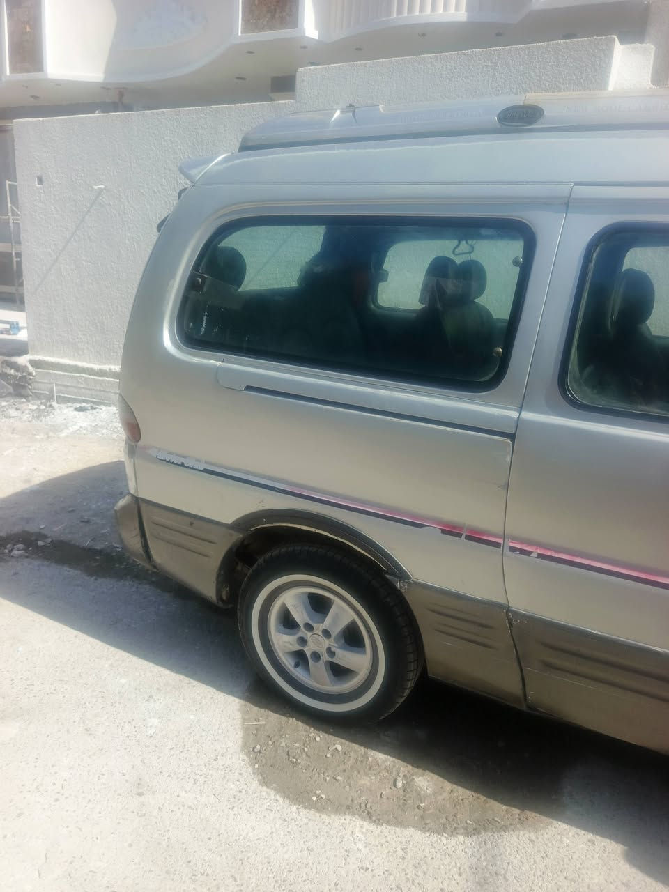 اسلام عليكم للبيع ستاركس سياحي 2007 رقم انكليزي بغداد بسمي تحويل مباشر
سيارة كامله مكمله مكينة كير اكسل كاردن خير من الله 
السعر 70 او بيهه مجال حك الجيه 
بغداد رقم الهاتف *********** بي وات ساب
