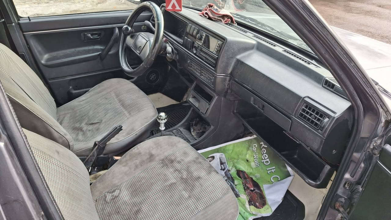 سلام عليكم كولف موديل ٩١ سعر ٢٧ وبيه المجال سنويه جديده تخم تاير مكان بغداد الحريه الرقم ***********
