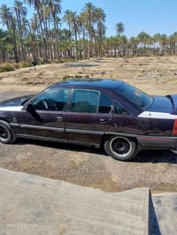 اوبل اوميغا • ١٩٩٠ • رقم ديالى