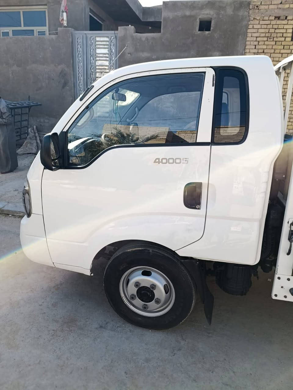 كيه فحل مفتوح للبيع مديل 2017مكفوله كفاله عامه  رقم ذيقار مداور ثاني يوم 
محوره 14تخم تاير ***********
