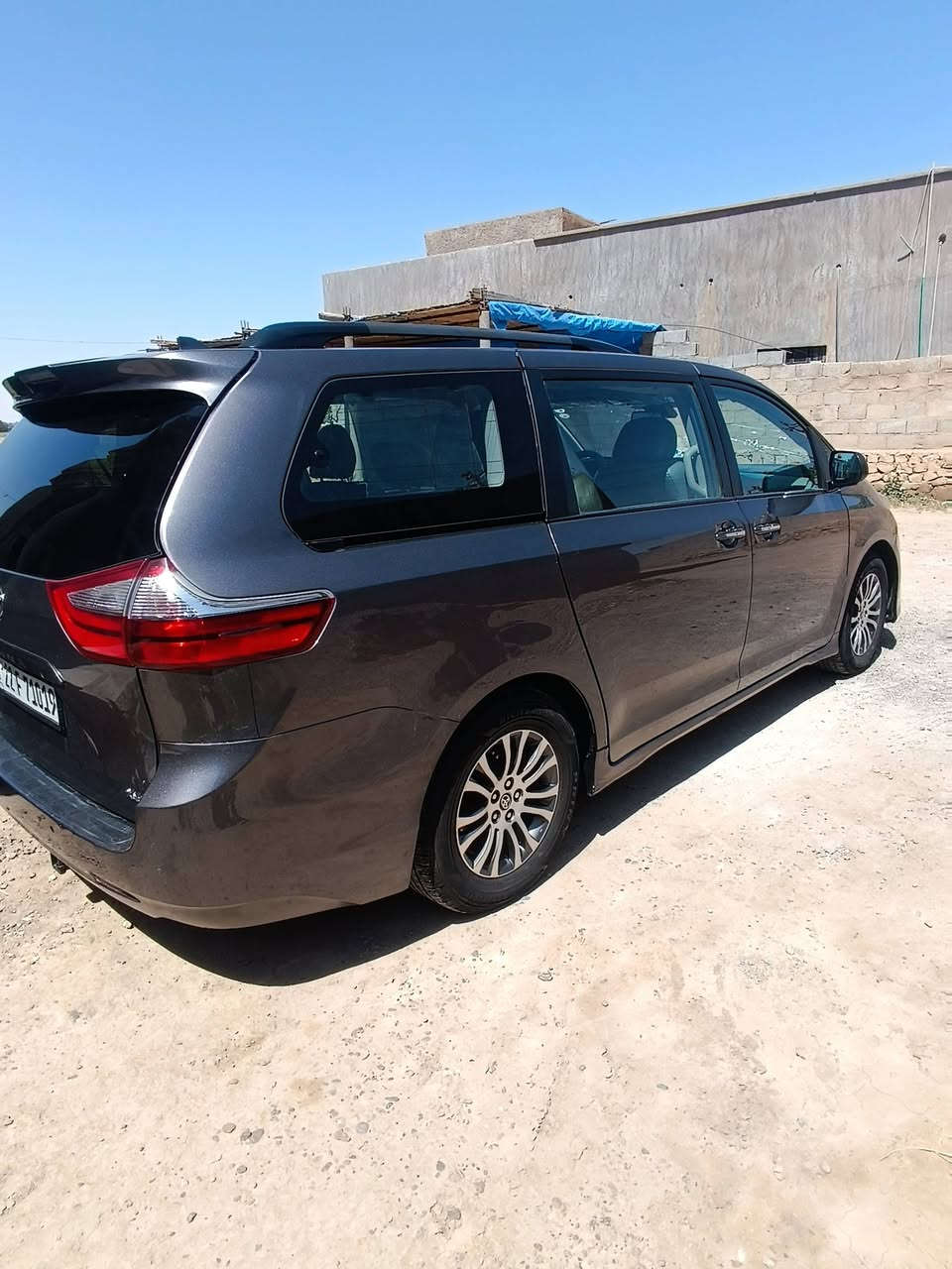 سينا 2020 xle
فول مواصفات رقم اربيل تحويل مباشر مكفولة فقط چاملق يمين مبدل نفس اللون 
فتحة سقف 
كشنات جلد 
ابواب كهرباء 
بردات اربعه 
تخم تاير 
بصمه ابواب 
صندوق كهرباء 
جنطه كهرباء 
جام فول اوتو
مسجات كهرباء 
دخول ذكي 
إشارة ترحيب 
بصمه تشغيل 
مانع انزلاق 
تحديد مسار 
نقطه عمياء 
رادار وحساسات 
هوك خلفي بلادي 
منظومه زنون شمسي 
شاشه اعطال 
تبريد وتدفئه 
كشنات تدفئه
شاحن بالمقدمه والكشنات الوسط والكشن الخلفي 
تبريد وتدفئه ثلاث قطع منفصل
عداد 205كيلو الانبار القائم 
***********
ا
