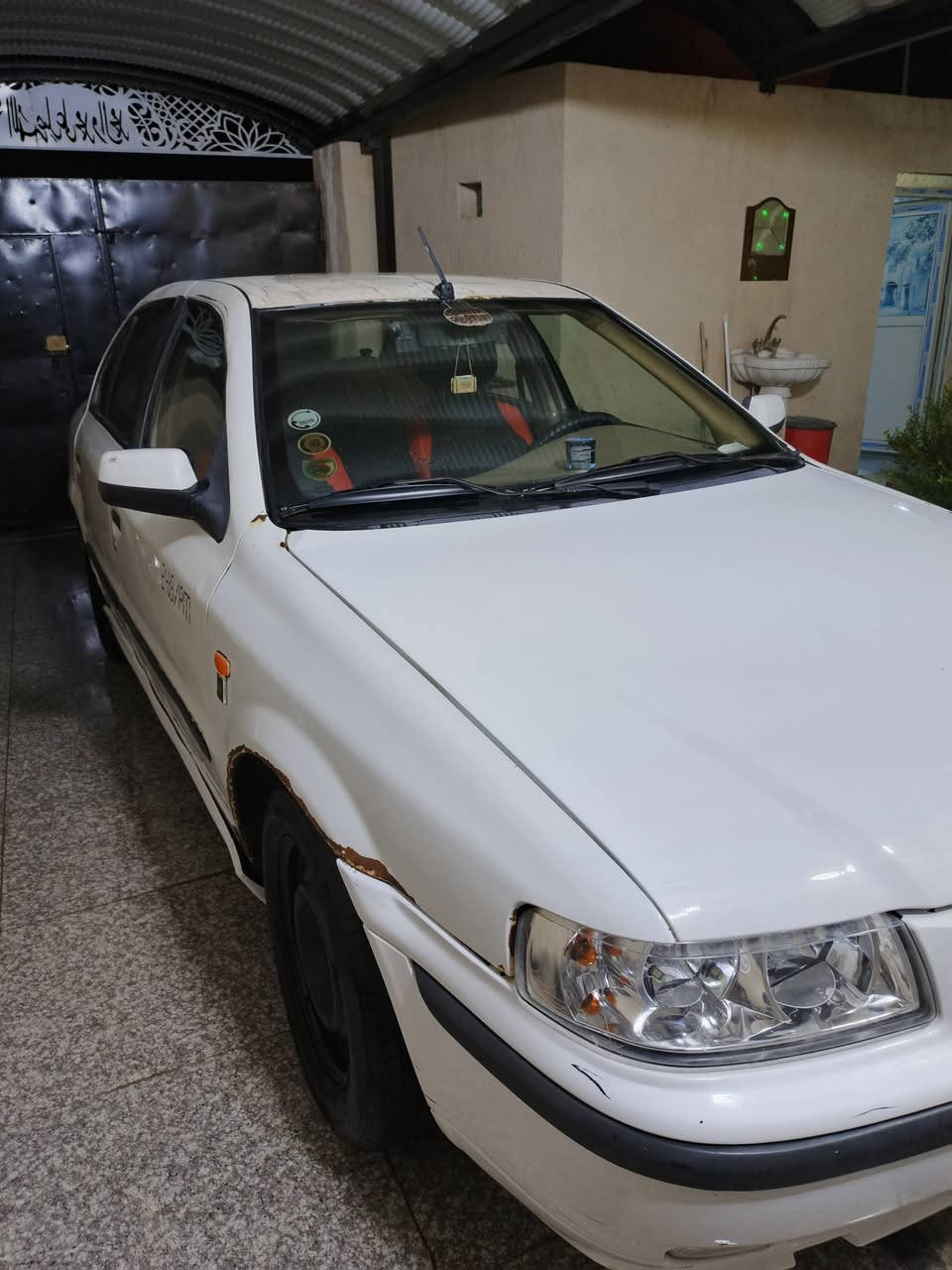 سمند للبيع موديل11 سنويه 28 مكانها في كربلاء السيارة جاهزه السعر 29 ورقه وبيها مجال للاتصال  ***********
