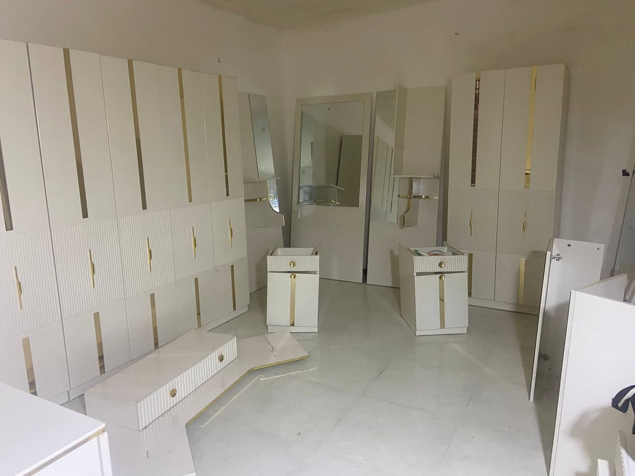 السلام عليكم غرفه تركيه زاويه ٨بوب ضخمه استعمال قليل وياها شازلون
السعر مليون و١٠٠ ماخذتها ٣ مليون السعر بيه مجال بسيط للشراي العنوان الزعفرانية


**إذا كنت صاحب هذا الإعلان وتريد حذفه لأي سبب، رجاءا أرسل رسالة إلى الدعم الفني**