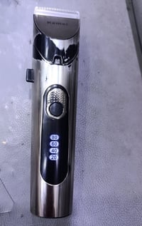 مكاين حلاقة رقمية • مستعملة نظيفة • السماوة
