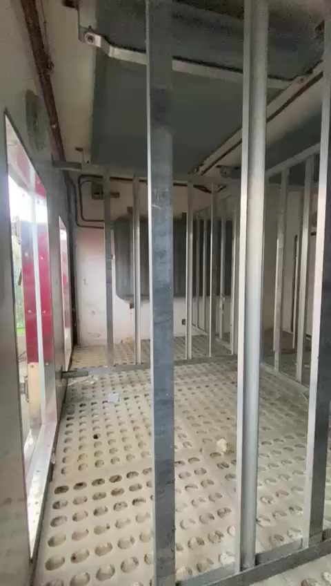 متوفر برادات تجميد ايطالية 🇮🇹 
قياس ٤٣٠ سم 
Cold car
-40 تحت الصفر 
للتواصل او الاستفسار 
00962787134920


**إذا كنت صاحب هذا الإعلان وتريد حذفه لأي سبب، رجاءا أرسل رسالة إلى الدعم الفني**