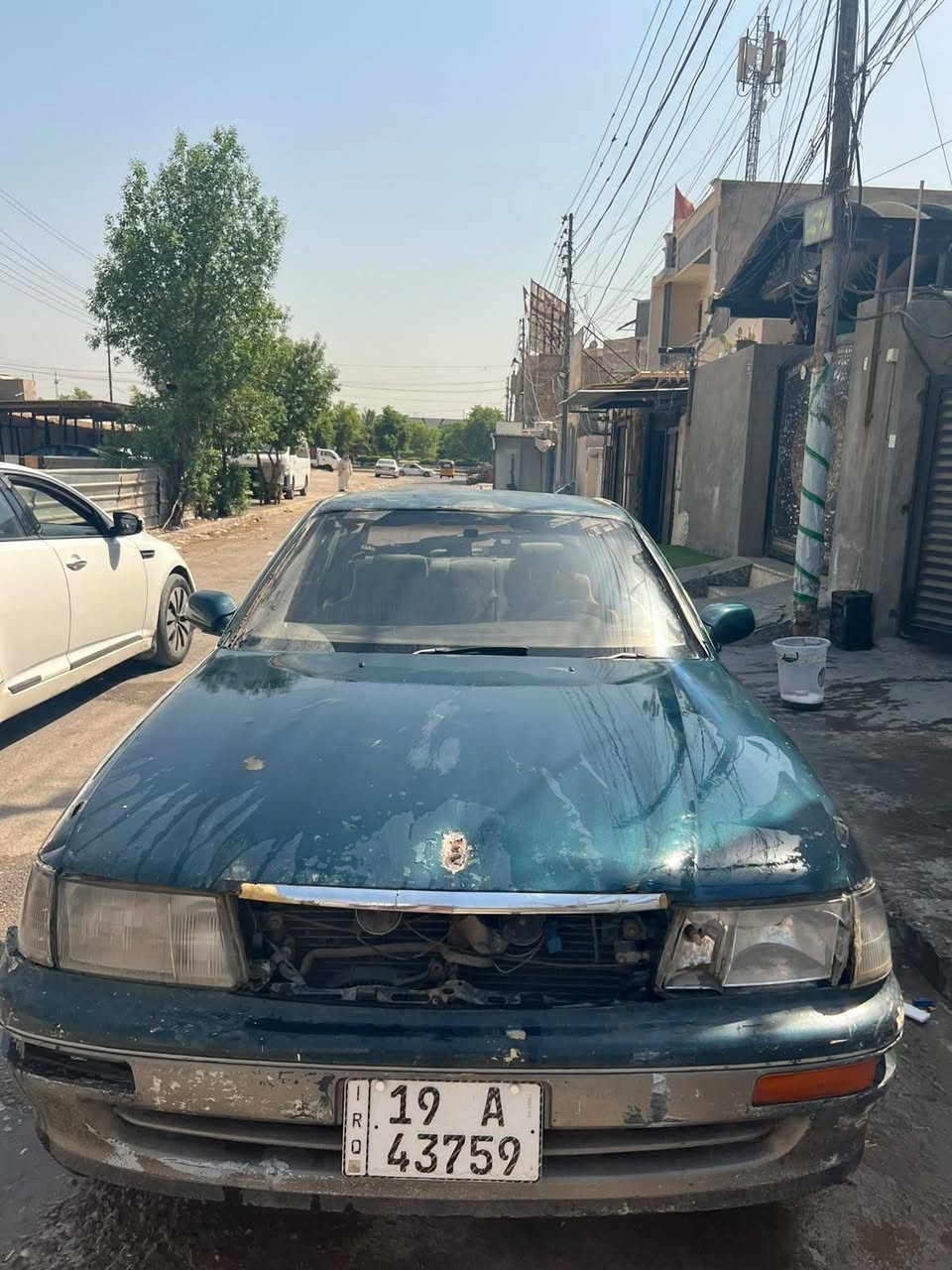 سلام عليكم سياره معروضة للبيع بسم اخويه تحويل مباشره عنوان بغداد سياره معروضة ٤٠ ورقه بيها مجال هذا رقمي *********** مكينه كير اكسل خير من الله
