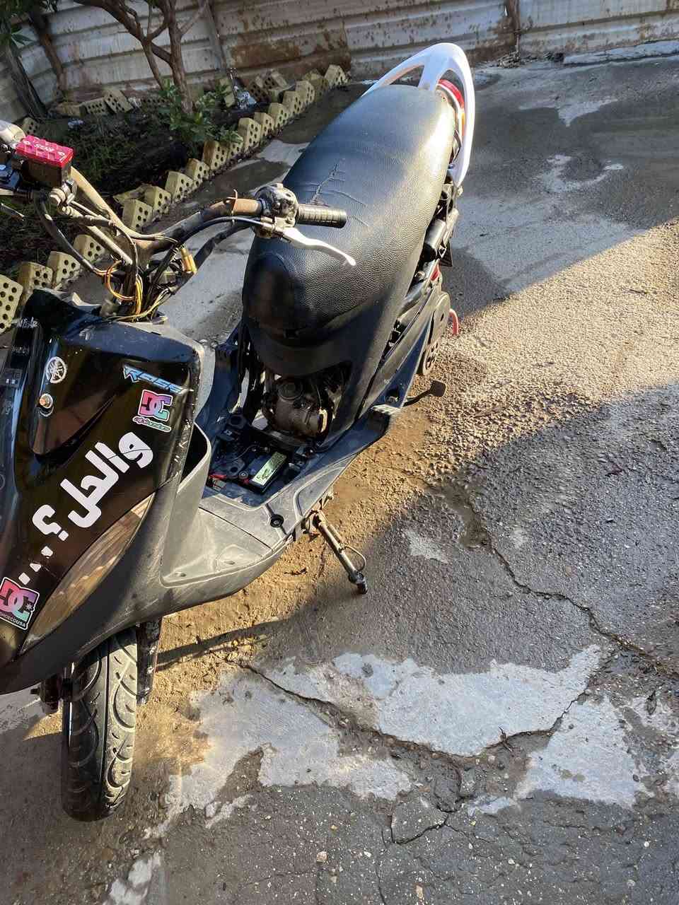 السلام عليكم عدله مال لعب تعمير جديد بيها طابوكه مال رمبه بلاديه ناعمه صوتها ما ينسمع نكره بكل وكت بيها ويل مشيف رياضي وقبغ عمبار وقبغ فلاوين ويدات بريك للبيع او مراوس  مكاني شهداء البياع *********** حسين
