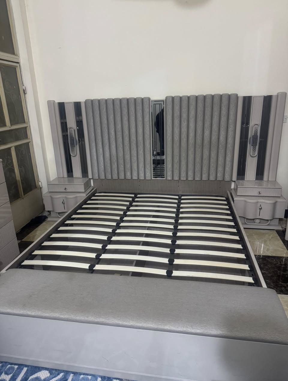 السلام عليكم
غرفه تركي راقيه درجه أولى  صارلها 4 اشهر الغرفه شراي خاص مكاني بالديوانية ***********￼
