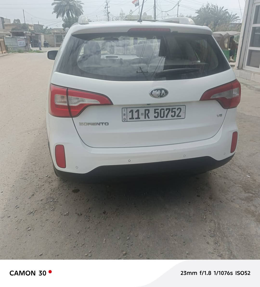 كيا سورنتو موديل ١٤  مكينه ٦ 
فول عدا الفتحه 
٧راكب مكفوله عدا ❄🆒 بالجاملغ 
موضوح بالسونار  مرفق ويا الصور 
رقم بغداد  تحويل مباشر 
ماشيه ١٣٠  حقيقي 
سياره ع وضع الشركه  
مكينه وكير وتبريد وحدادية خير من الله 
السعر 177$
مكاني بغداد الدورة  
***********
***********
