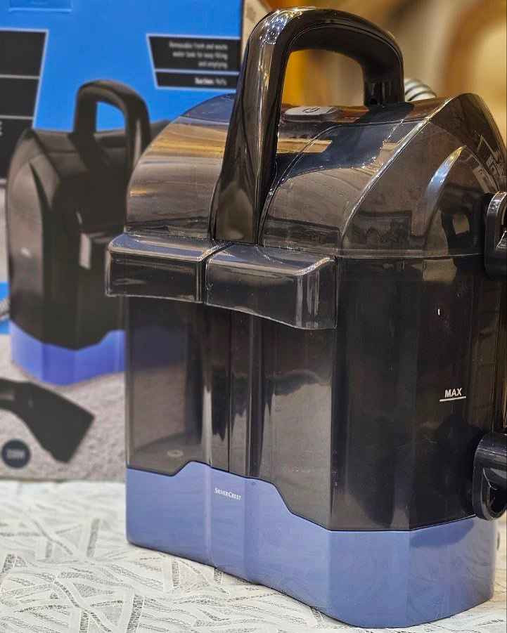 الف رحمه على روح امه وابو الي يعلقلي هذا باب رزقي الوحيد 
 جهاز تنظيف المفروشات والسجاد الموضعي من ماركة SilverCrest. 
المواصفات الرئيسية: 
الطاقة: 330 واط.
قوة الشفط: 9 كيلو باسكال.
طول السلك: 4 أمتار.
الاستخدام: مصمم لإزالة البقع العنيدة من السجاد، الكنب، ومقاعد السيارات.
يوجد خدمة توصيل لجميع المحافظات بغداد, العراق


**إذا كنت صاحب هذا الإعلان وتريد حذفه لأي سبب، رجاءا أرسل رسالة إلى الدعم الفني**