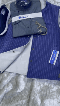 الكناني للزي العربي
بغداد حي العامل شارع المضخة 
***********
***********
