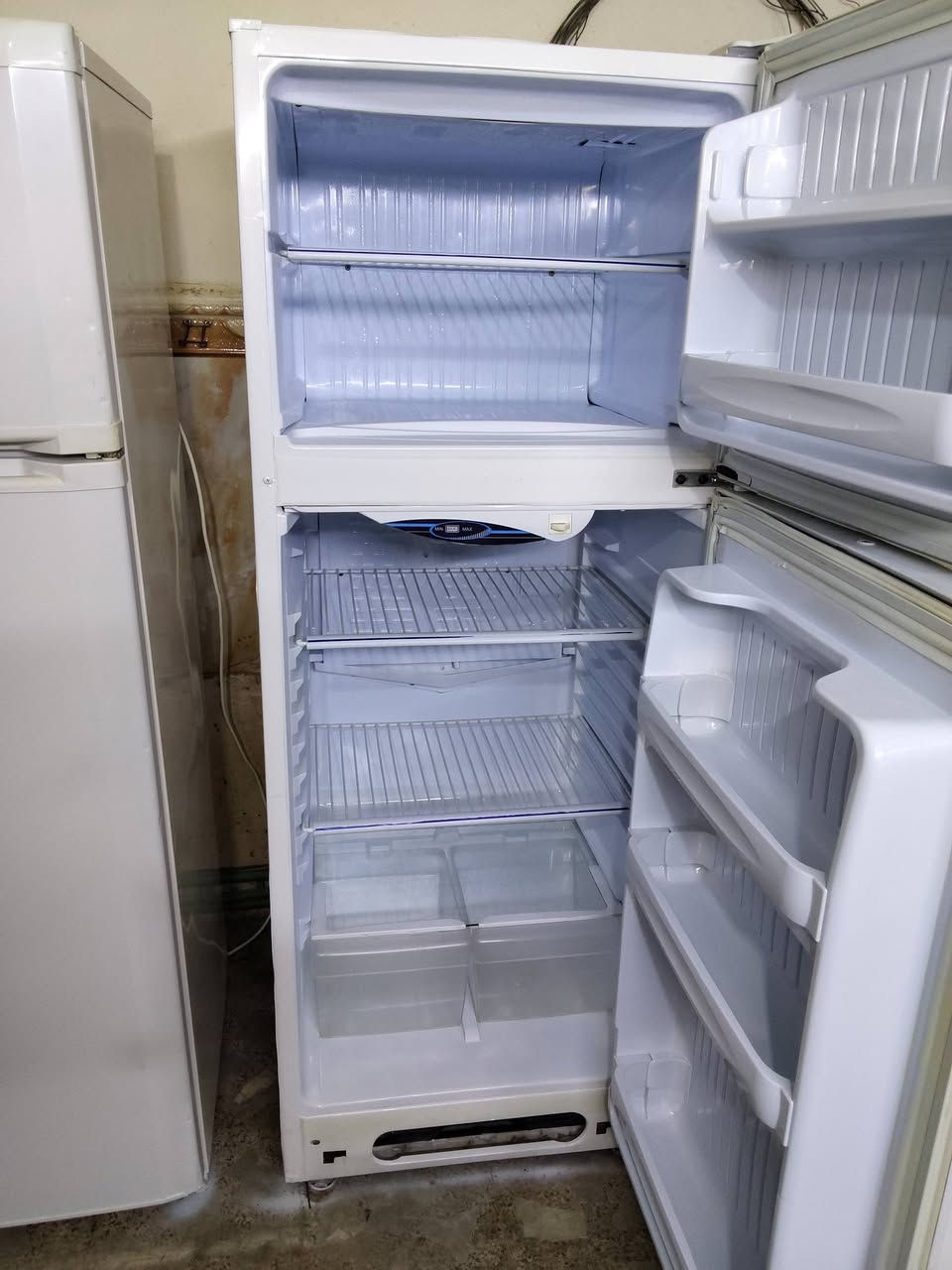 ثلاجات للبيع وحده كونكورت وحده بيكو نضافه 90% السعر الوحد 190 البيكو والكونكورت 200


**إذا كنت صاحب هذا الإعلان وتريد حذفه لأي سبب، رجاءا أرسل رسالة إلى الدعم الفني**