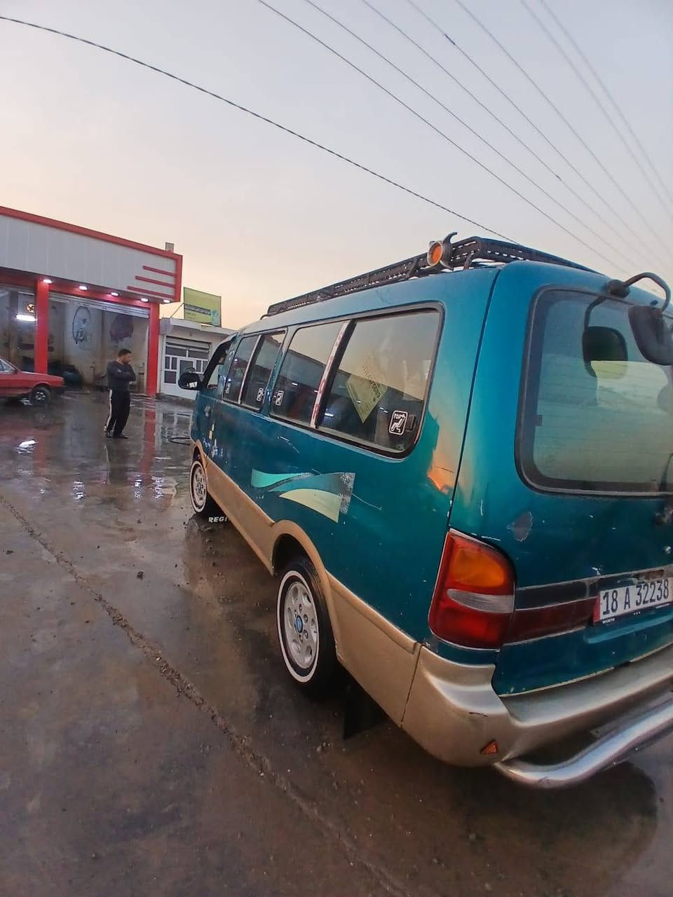 موديل 96 بأسمي مشروع وطني مصفره هيئه ومرور سنويه 2031 محرك وكير واكسل مكفول منضومه البريك والكلج قبل سبوع دمتهه من دسكات وبنزات حتى سايد بريك وتخم تاير كهربائيات والدشبول كله شغال شرط مصبوغه حزام شواصي الخلفيه معمره درجه اولى والامامي بلادي ما معمر بس بي بدايه خياس اشوي ودوسه من يم السكن خايسه مثل ما موضح بفيديو كشنات استاركس مكان خان بني سعد ***********
