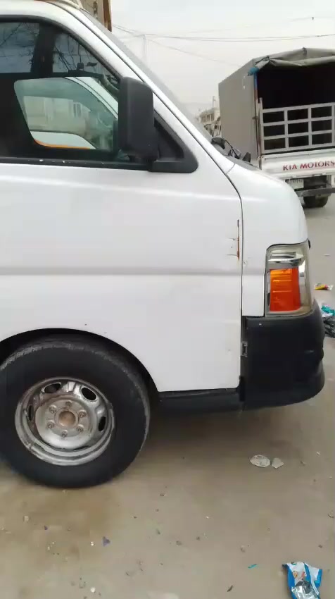 السلام عليكم نيسان يورفان حمل موديل 2012 رقم بغداد بااسمي تحويل مباشر السعر 96 $للاستفسار ***********
