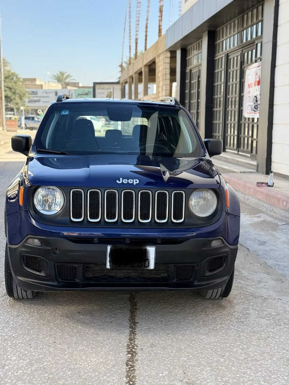 السلام عليكم جيب رانجيد  سبورت موديل 2018 وارد امريكي بيها فقط شبرين صبغ بل جاملغ الخلفي والباقي مكفوله بدون أرباك محرك 2400 ما مفتوحه ماشيه 95 رقم بغداد انكليزي بأسمي سعرها 107وبيها مجال 
***********
