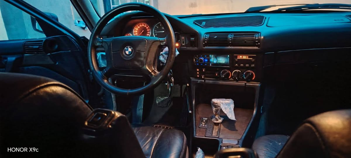 السلام عليكم بيم موديل ٩٥سياره مكفوله من كلشي بس صبغ جماليه ك تحويل مباشر مكاني بغداد كير مكينه مكفولات صدر تخم تاير جديد جاهزه للخير السعر 85بيها مجال ***********
***********
