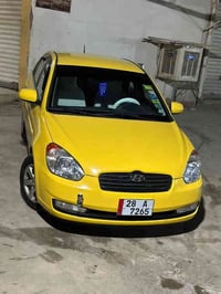 اكسنت ٢٠٠٩ للبيع سياره ضررها جاملغ خلفي بدون دواخل شرط رقم السياره نجف...