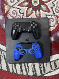 بلي 4سلم اون لاين نضيف ما مفتوح ذاكرة 500گيگا جويستكات تحتاج تصليح فقط...