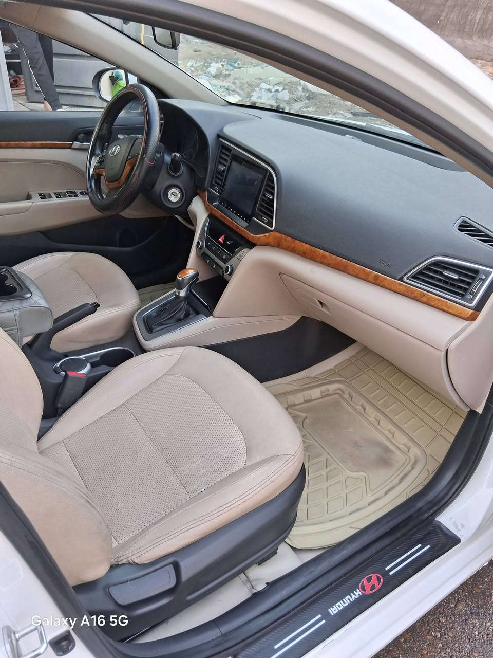 النترا خليجي للبيع موديل ١٨ مكفوله   رقم بغداد فول مواصفات عده البصمه رقم ***********  السعر   ١٦٢ $
