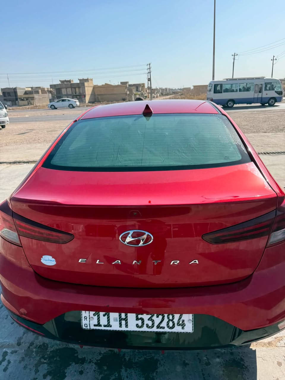 السلام عليكم
للبيع النترا 2020 
ماشيه 102 

مواصفات 
كير it 
مكينه 2000
حساسات امامي خلفي 
كامره خلفيه 
نظام يكو وسبورت 
تخم تاير جديد 

واسط العزيزيه ***********
