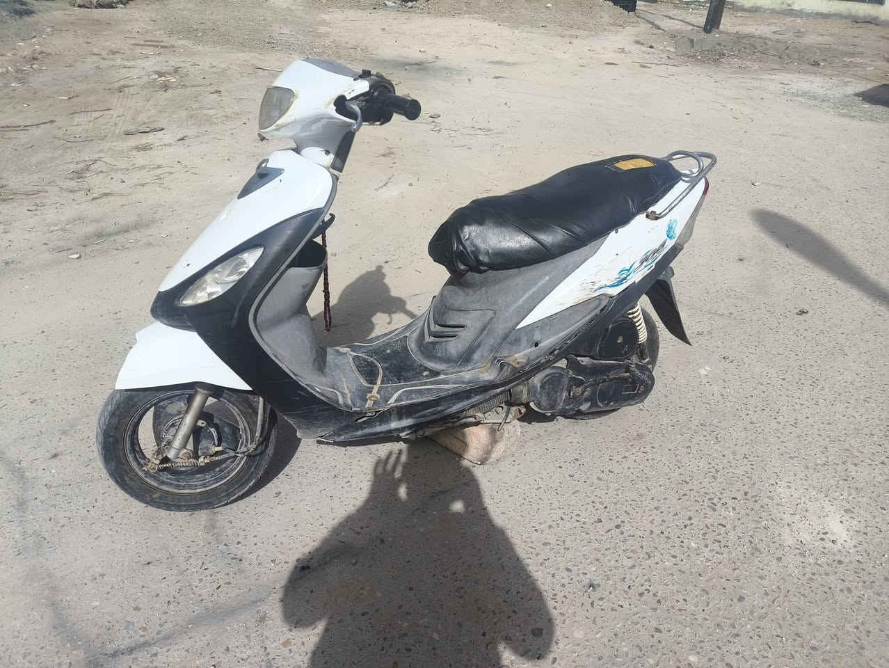 سلام عليكم دراجه للبيع ماكس منغولي مفتوحه مره وحده شلعتهه تخبل سعر450 وبيهه مجال


**إذا كنت صاحب هذا الإعلان وتريد حذفه لأي سبب، رجاءا أرسل رسالة إلى الدعم الفني**