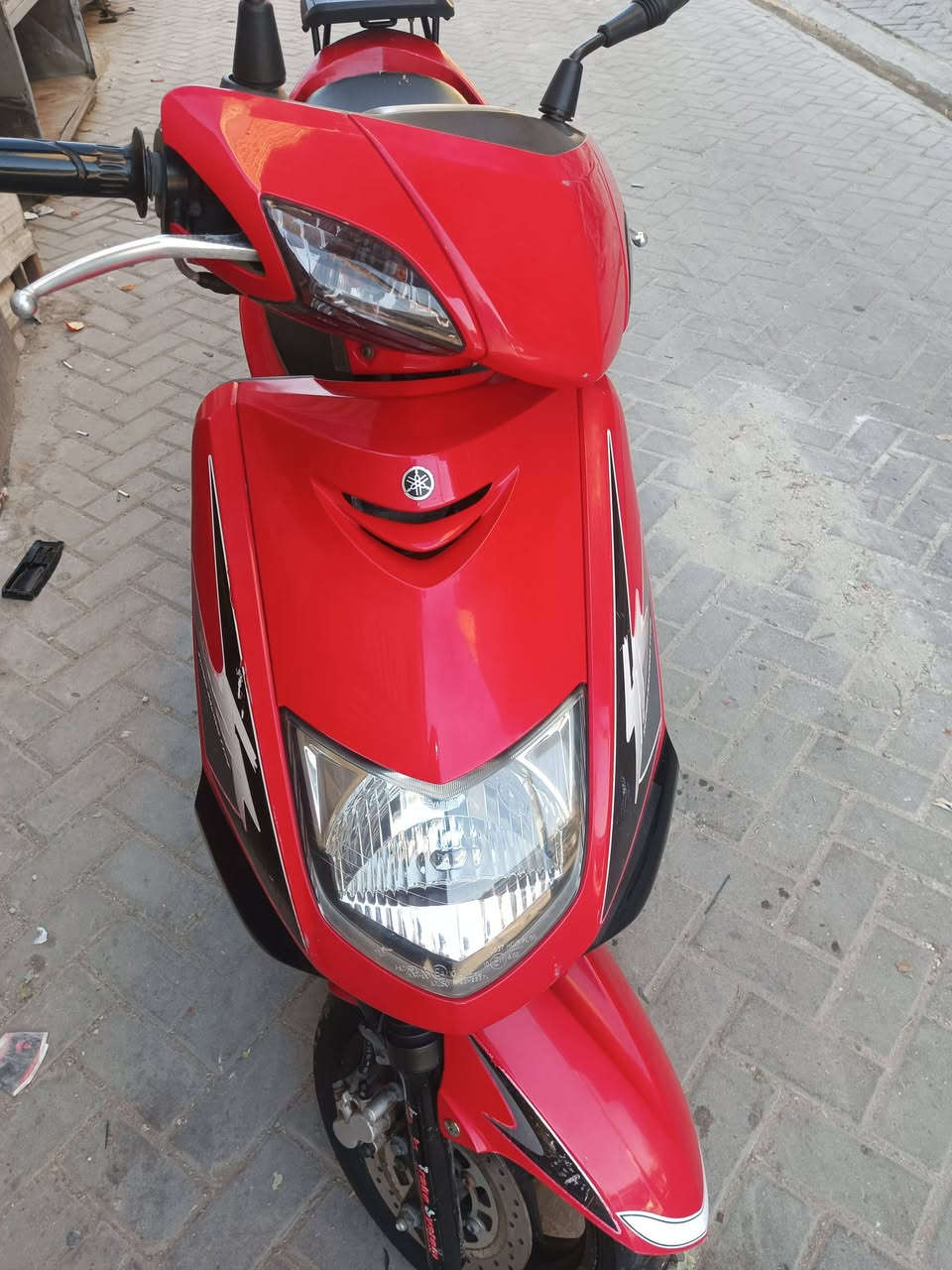 السلام عليكم
دراجه سكنس نثيه كابريتر 
كوري السرعه 140 رمبه لوك جديد ماشيه27 مكفولة كفاله عامه المكان بغداد ***********
