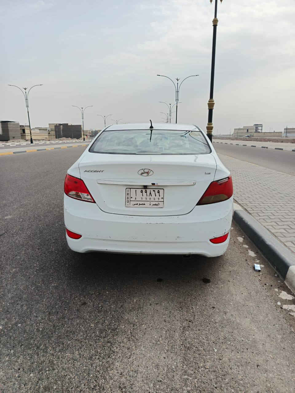 لسلام وعليكم من رخصت الادمن سياره اكسنت وارد خليجي مديل2016حادث بصيط بلباب وتبديل جاملق اليسر فقط ولباقي كفاله سياره جاهزه مجهزه محرك 1600كله مكفول السعر95وبيه مجال غليل *********** البصرة, العراق
