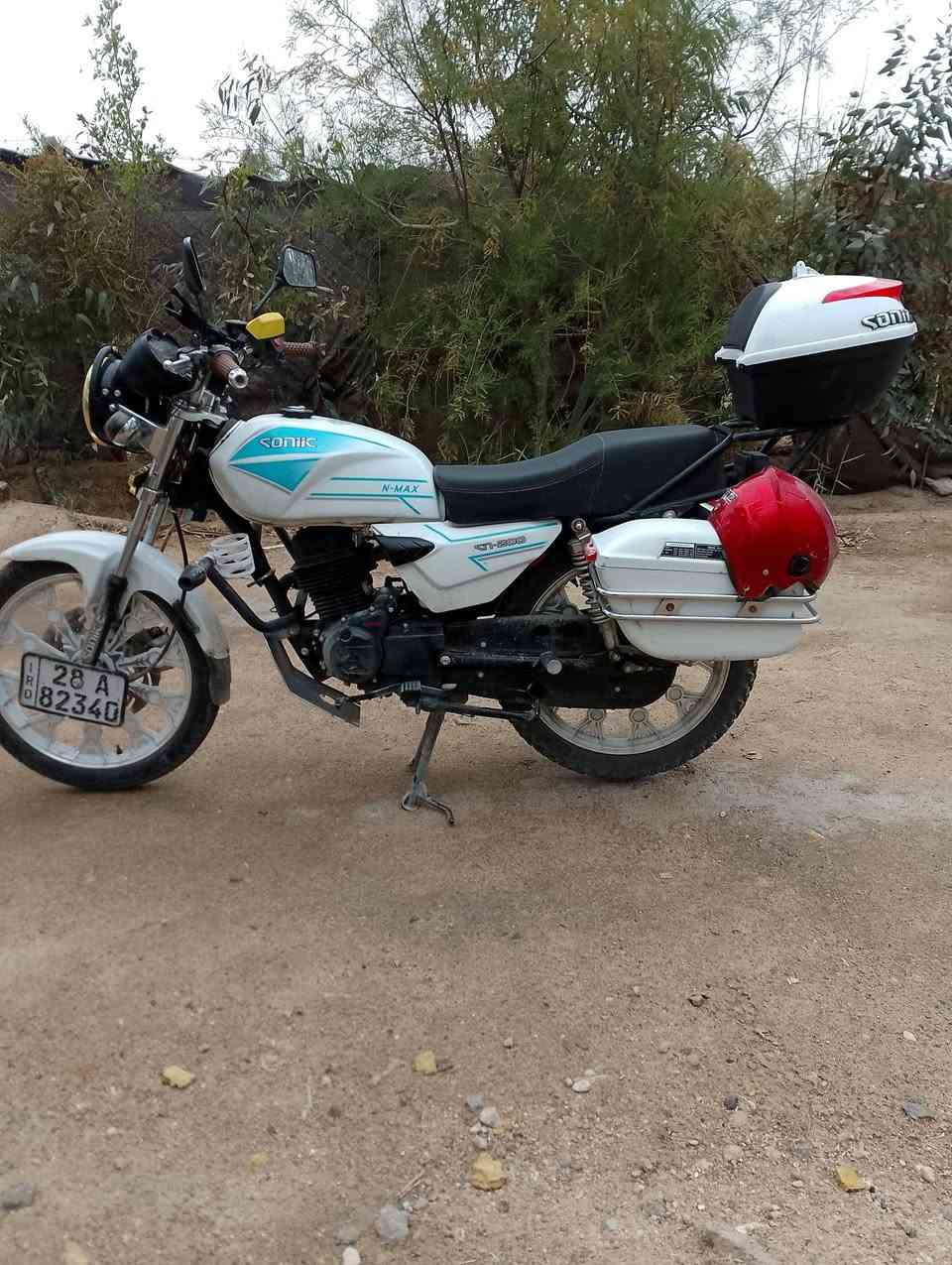 السلام عليكم دراجة سيفان موديل 2025 طالعة هاي السنة بل1 
مرقمة باسمي مداور باسمك شوكت ماتحب مكاني نجف شارع المعمل سعر 2000 مليونين وبيهة مجال قليل دراجة جديدة حيل واحلا من الصور ‏‪0781 367 1724‬‏
