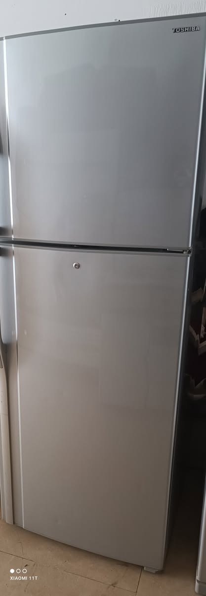 للبيع ثلاجة توشيبا ١٨ قدم نضيفة موتور وغاز بلادي ٢١٥ الف
غسالة بوش ٨ كيلو بلادية مو مصلحة شاشة لمس ب٢٢٥ الف 
 للتواصل ***********
