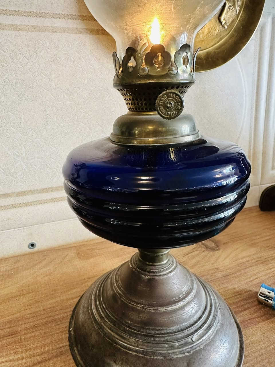 فانوس انكليزي  نظافه تامة
*********** واتساب المحل في السليمانية يوجد توصيل
