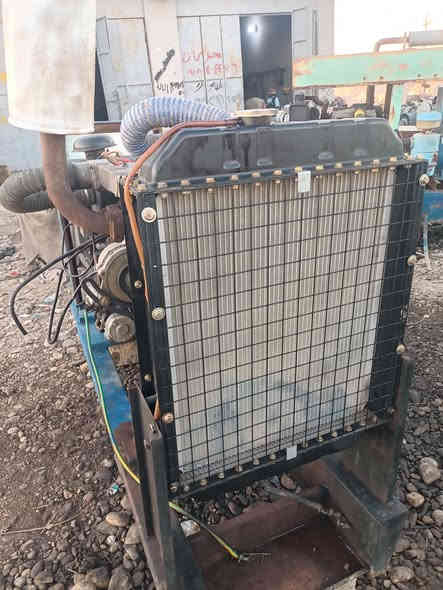 مولد بيركنز نكليزي 50KVA شرط برغي مامفتوح بي كفاله عامه لا صرف ولا بخار السعر اتصل مكان كفري ديالى ) ***********
