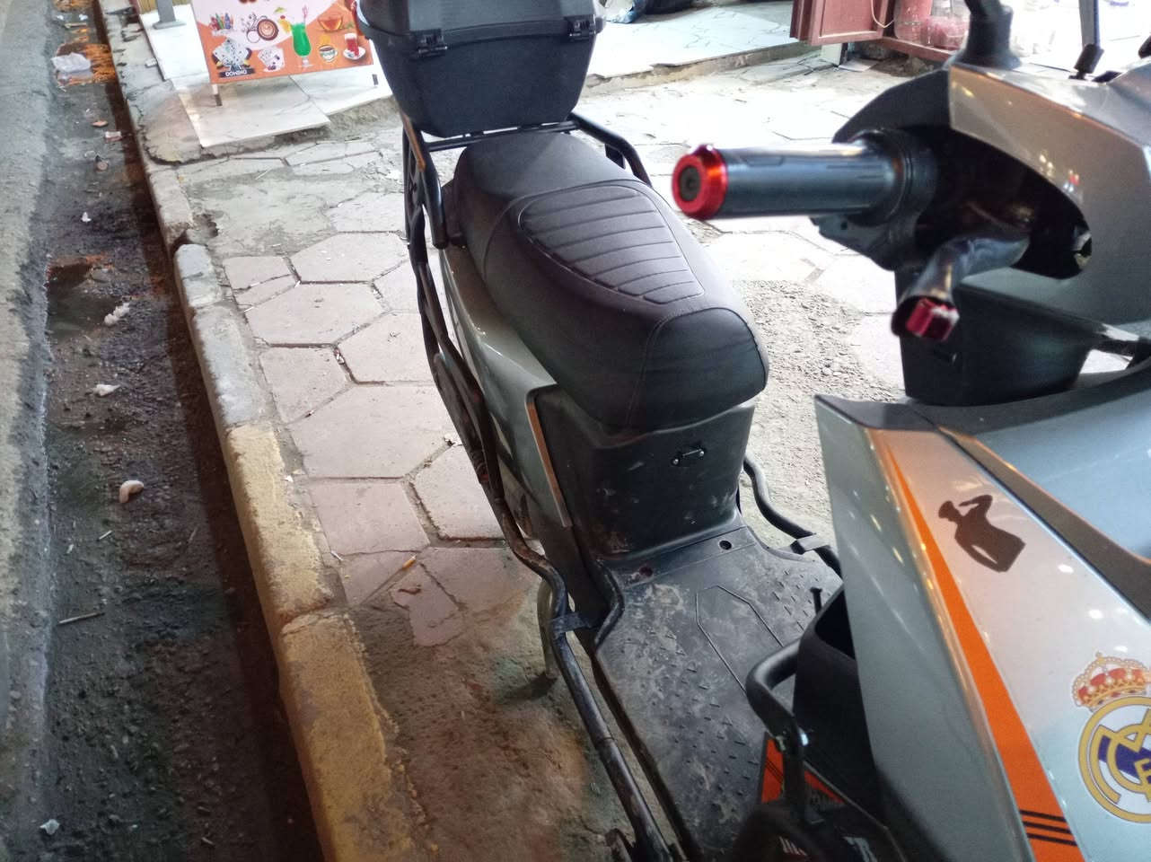 السلام عليكم ورحمه الله وبركاته
السلام عليكم ورحمه الله وبركاته
دراجه سكنس للبيع مدرع وجبلي جديده🤍
الدراجه 6بطاريات دبل ملف 2000نحاس
الدراجه نضافه💯بل💯ما يعوزها ربع
المواصفات معروفا👇🏻
الاسم.سكنس
عدد البطاريات6
ملف.2000نحاس
مرايات كبار
شاشه كبيره
نضامR
مثبت سرعه
يشاير يمين يسار
للاستفسار اكثر اتصال على الرقم
(***********)
خاص متواجد
للعلم دراجه مال شركه
